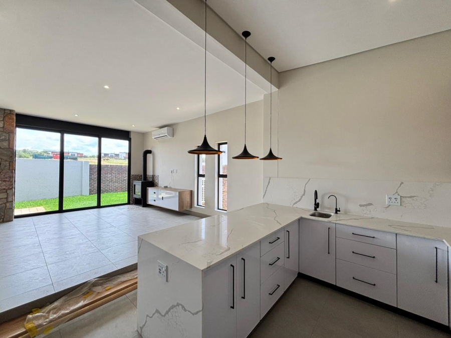 To Let 3 Bedroom Property for Rent in Helderzicht Eco Estate North West